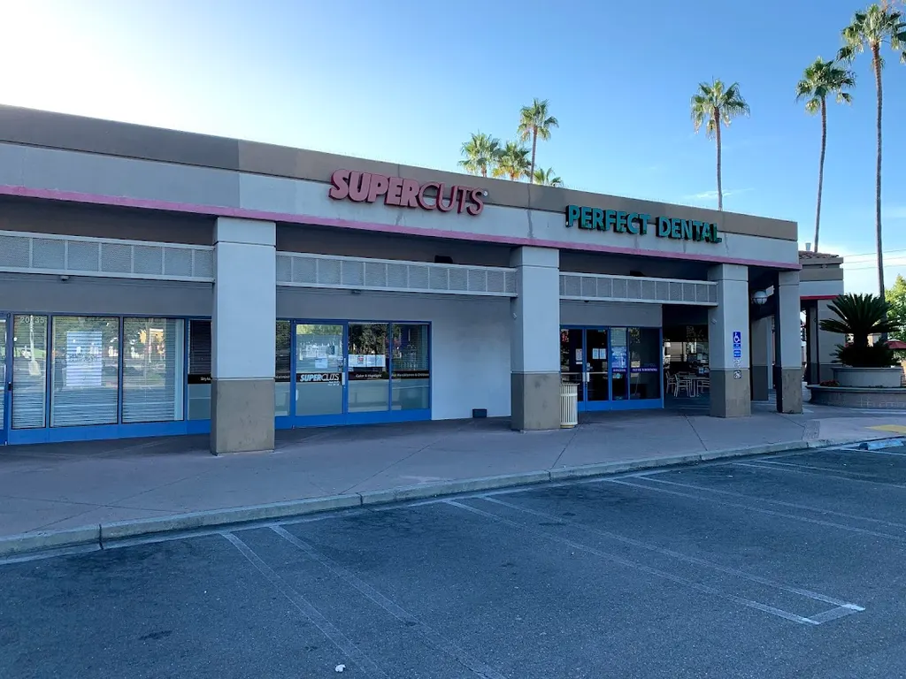 SUPERCUTS — Hair salon in Cupertino